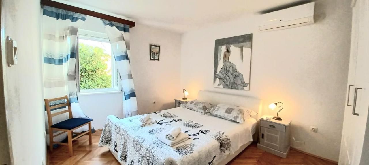 Apartman Perina Trogir Exterior foto