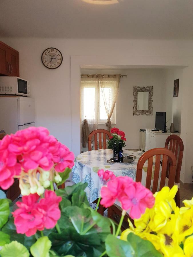 Apartman Perina Trogir Exterior foto